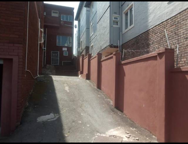 BUSINESS FOR SALE IN RED HILL